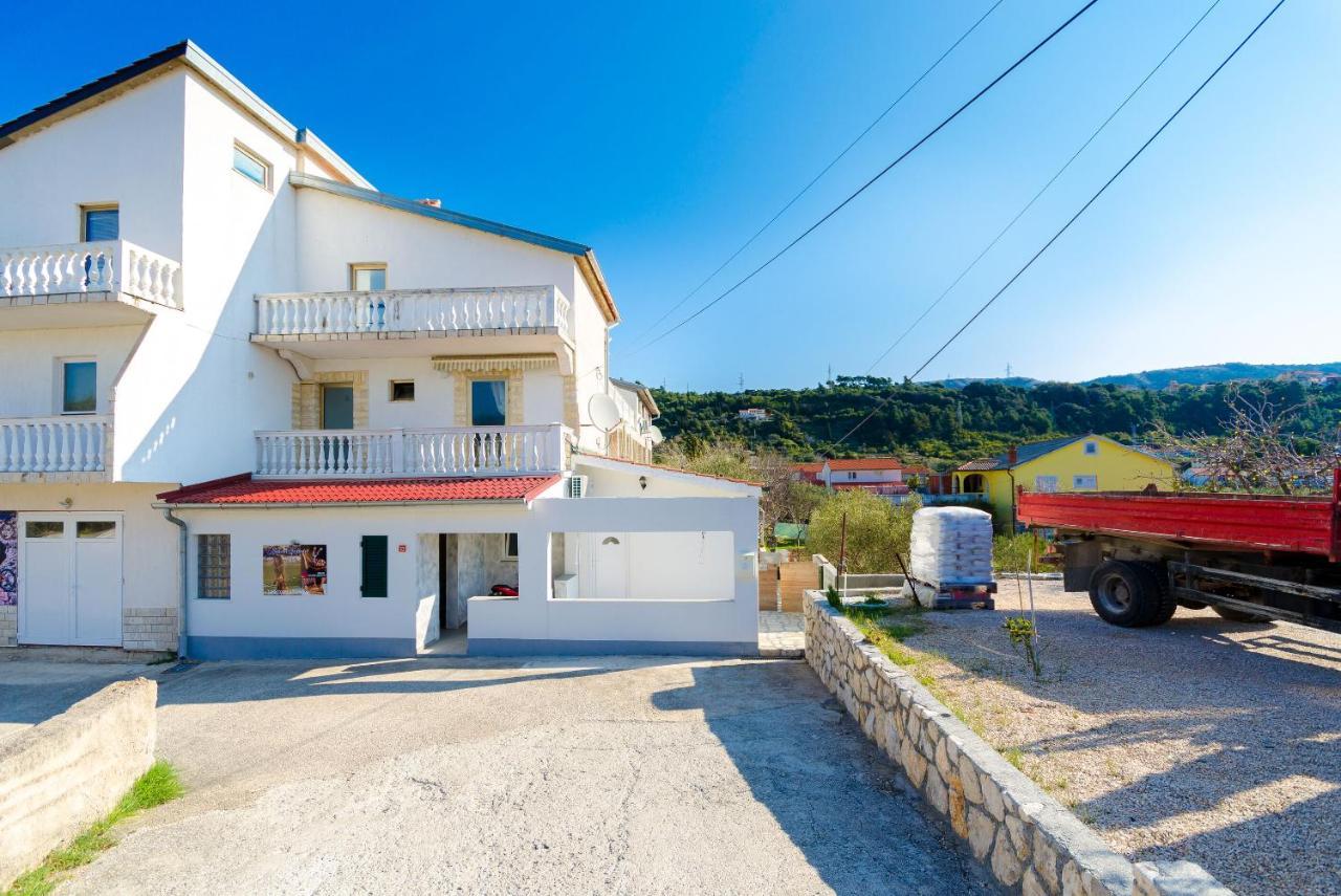 Apartments Zeljka Mundanije Экстерьер фото