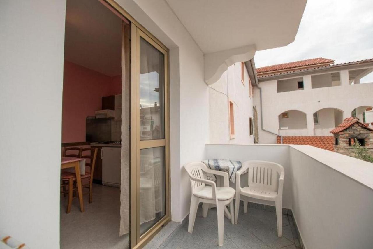 Apartments Zeljka Mundanije Экстерьер фото