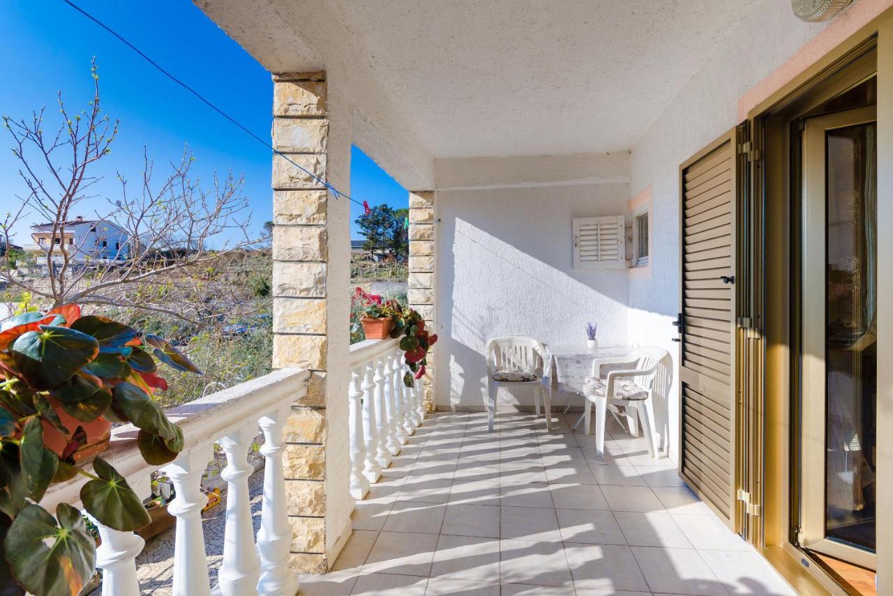 Apartments Zeljka Mundanije Экстерьер фото